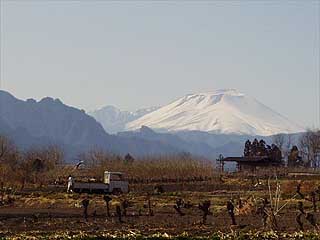 安中からみた浅間山
