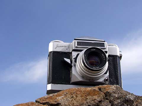 今日のクラシックカメラ（ゼニット5型）
