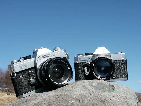 今日のクラシックカメラ（ペトリV６とキャノンFTb）