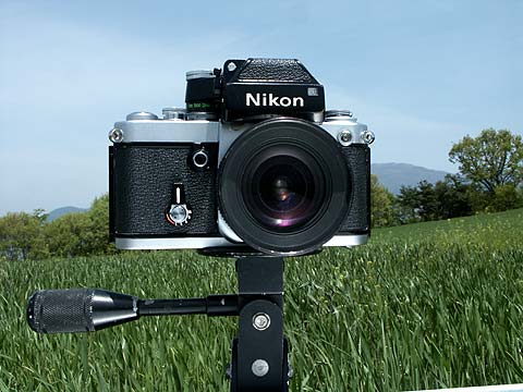 今日のクラシックカメラ（ニコンF2）