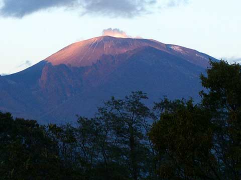 夕方の浅間山