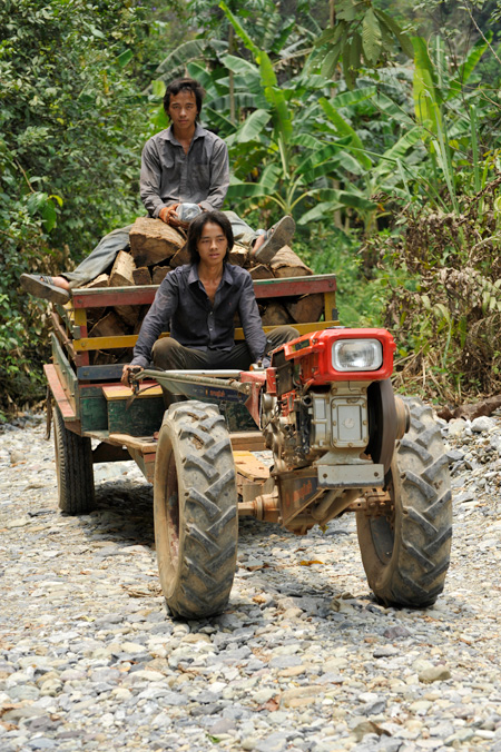 耕耘機の乗り物
