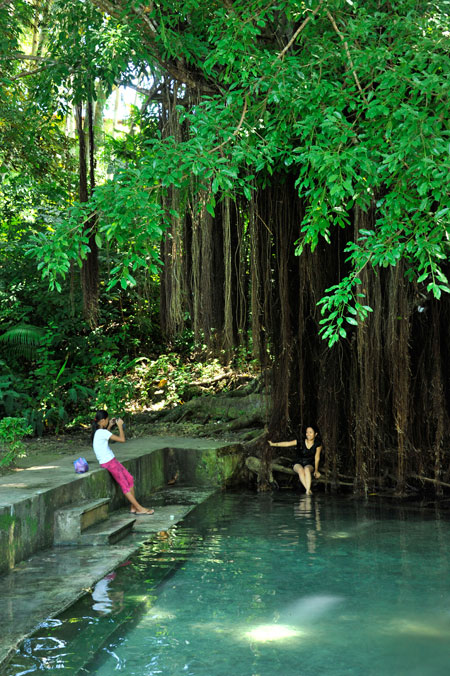 シキホール島の泉