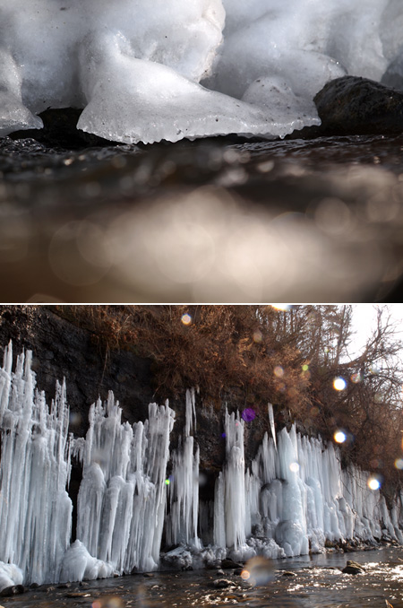 ローアングルで五郎兵衛絵用水のつららを撮る